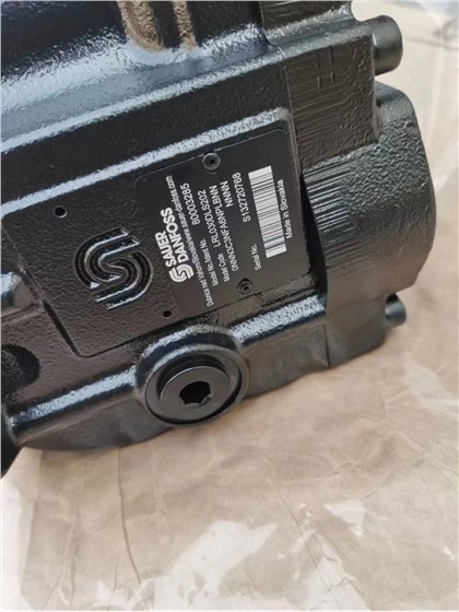 Sauer JRR JRL LRL RRS FRR JRRS LRL030DLS2020NNN3C3NFA6NPLBNNNNNN Hydraulisk stempelpumpe
